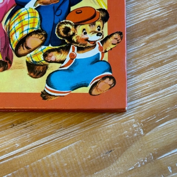 Favorite Bedtime Stories Book - Picture 8 of 10